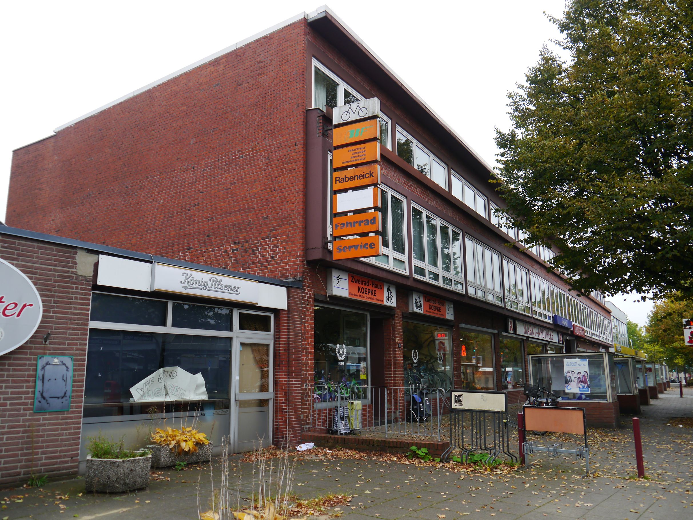 Gebäudebestand am Eidelstedter Platz